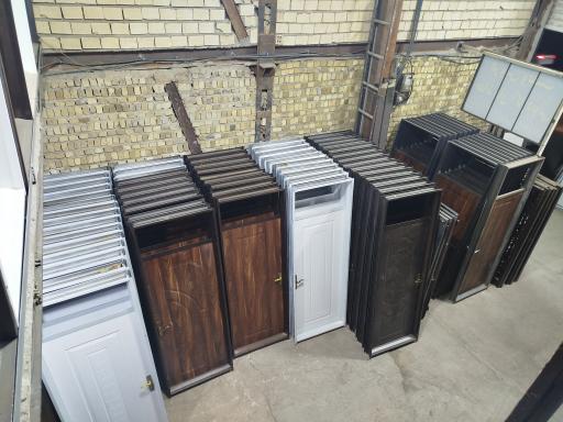 عکس مرکز فروش درب و پنجره یاراحمدی