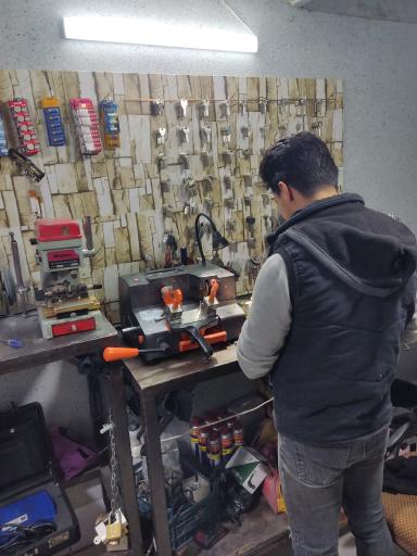 عکس کلید سازی حسینی 