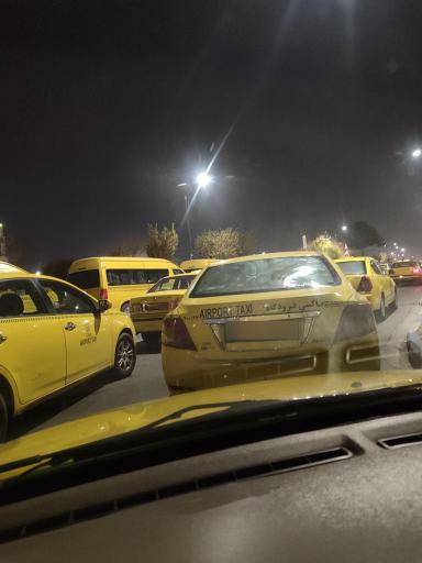 عکس ایستگاه تاکسی فرودگاه