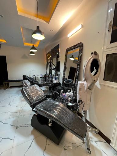 عکس آموزشگاه و سالن زیبایی ندا باقری