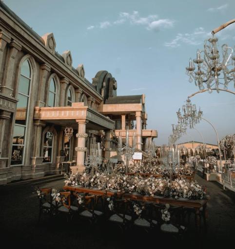 عکس عمارت دایانا