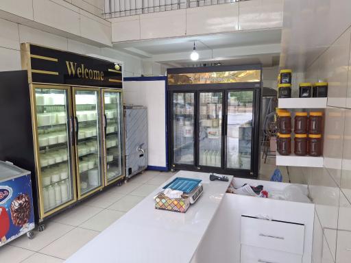 عکس لبنیات سنتی صادق