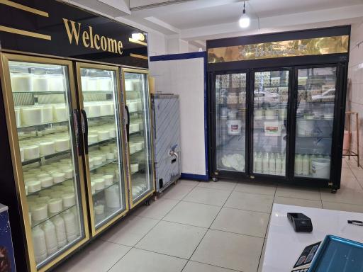 عکس لبنیات سنتی صادق