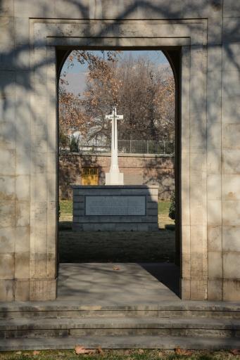 عکس قبرستان سربازان جنگهای جهانی اول و دوم