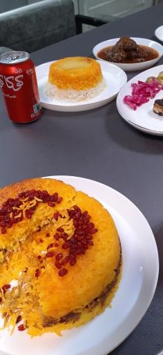 عکس رستوران ارغوان