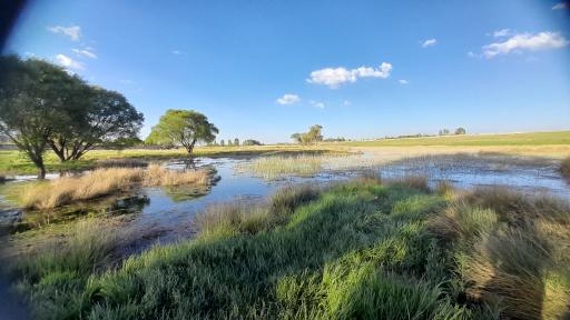 عکس سرچشمه سراب قروه