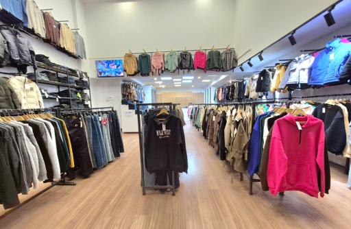 پوشاک زنانه و مردانه آفتاب