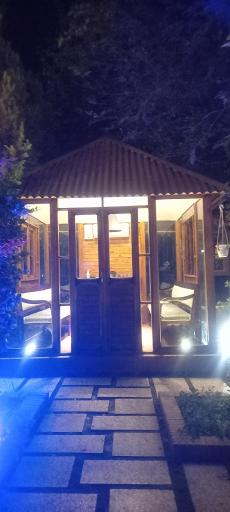 عکس مجموعه توریستی آلتون