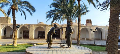 عکس کاروانسرای میدان خان