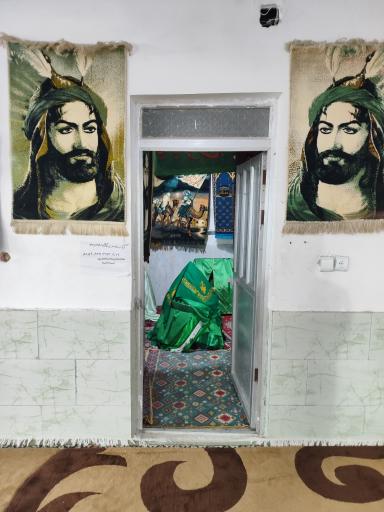 عکس قدمگاه امام حسن (ع)