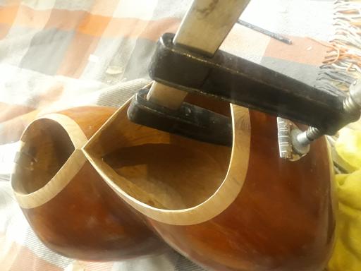 فروشگاه آلات موسیقی بیداد 