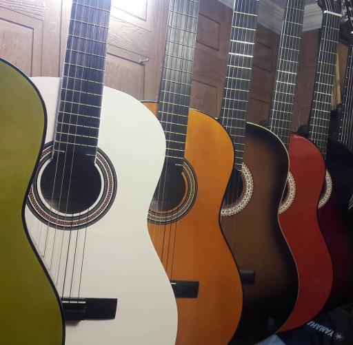 فروشگاه آلات موسیقی بیداد 