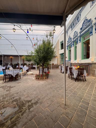 عکس رستوران علی خان