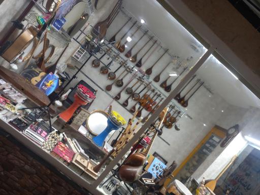 هنر سرای یگانه