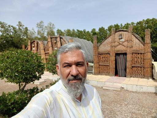 عکس مضیف حاج عبدلله