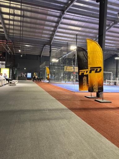 عکس باشگاه پدل پوینت