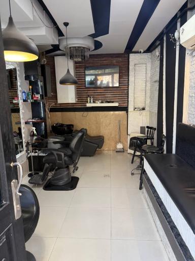 عکس آرایشگاه مردانه پارادایس