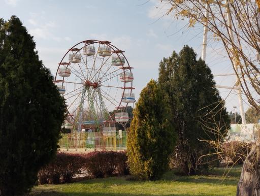 عکس شهربازی دنیای شادی شاهین