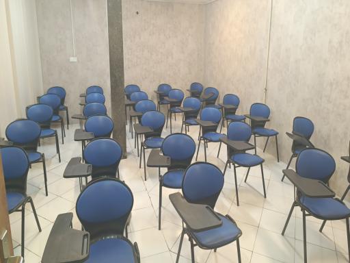 عکس آموزشگاه رانندگی پژواک