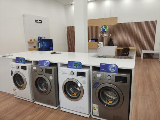 عکس فروشگاه اسنوا شعبه دکترحسابی