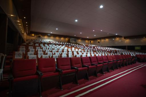 عکس دهکده تجاری نیاوران ساری