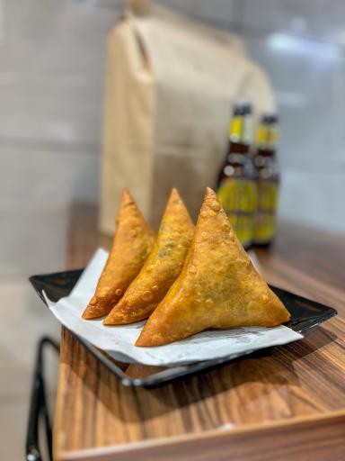 عکس فست فود ژتون