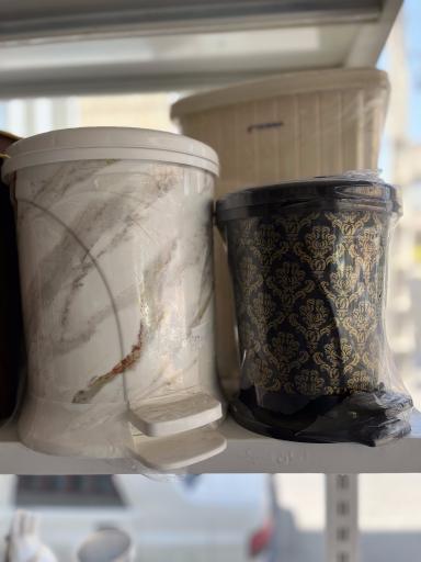 عکس پلاستیک فروشی ماهان