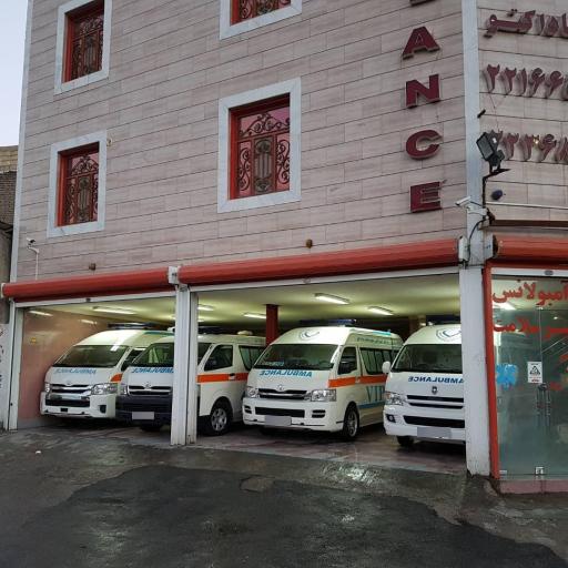 عکس آمبولانس سفیر سلامت ماداکتو خرم آباد