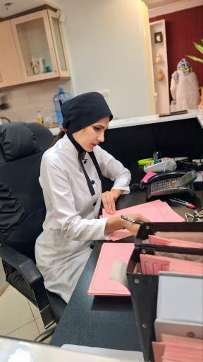 دکتر اَمَن زاده متخصص دندان پزشکی