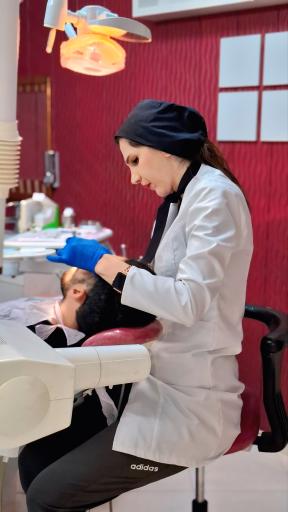 دکتر اَمَن زاده متخصص دندان پزشکی