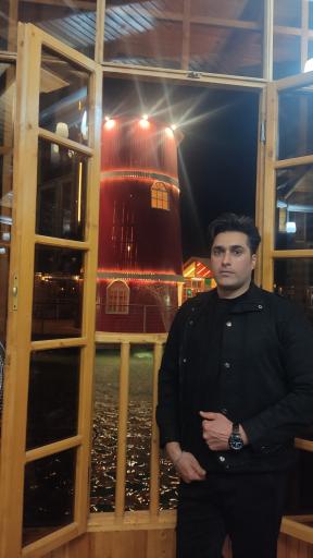 عکس رستوران و فست فوت کروژ