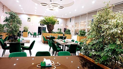 عکس رستوران و فست فوت کروژ