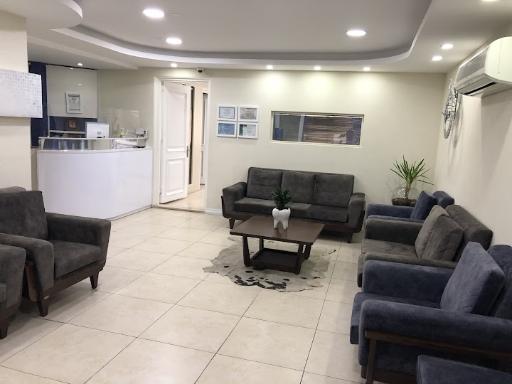 عکس دکتر هادی توکلی