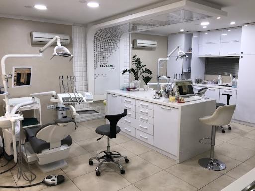 عکس دکتر هادی توکلی