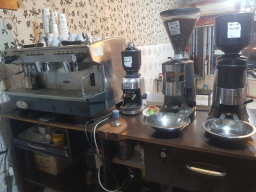 عکس کافه صبحانه آبادان