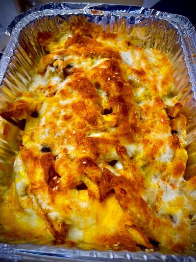 عکس کافه جنگلی صنوبر