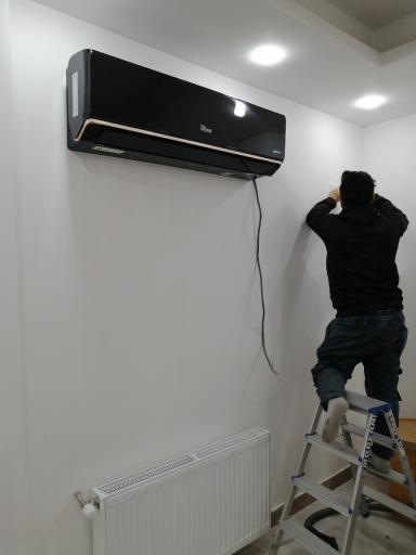 عکس خدمات فنی تخصصی جویبار تکنیک