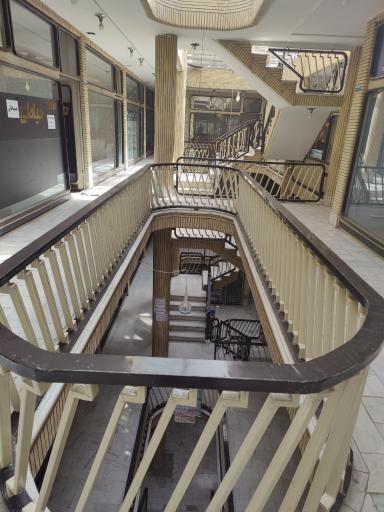 عکس پاساژ شرفی