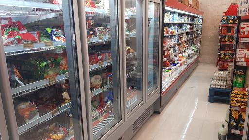 عکس فروشگاه زنجیره ای افق کوروش