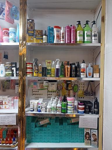 عکس محصولات آرایشی و بهداشتی دنیای عطر 