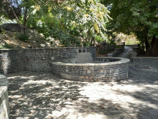 عکس باغ بالا