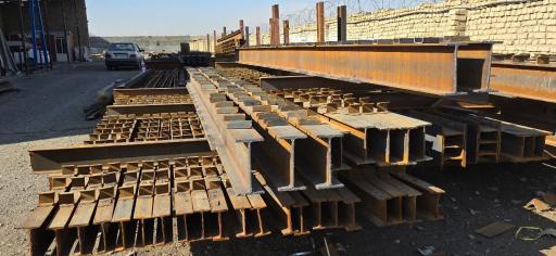 عکس آهن آلات رهنما