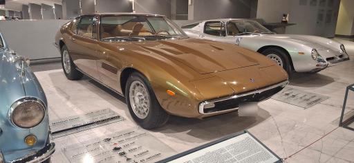 عکس گنجینه خودروهای کلاسیک