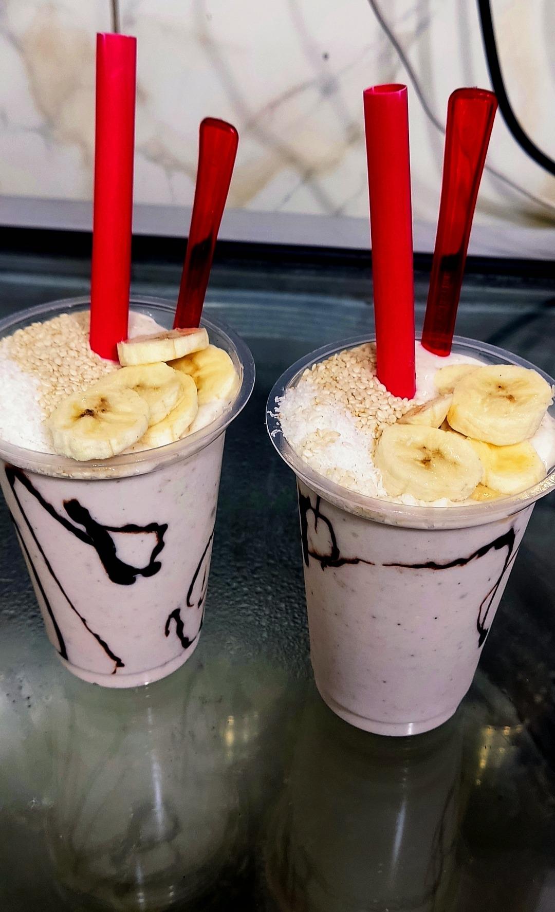 عکس کافه بستنی مهین