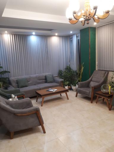 عکس دکتر حامد معززی ذهن کلینیک