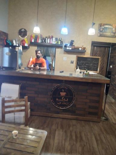 عکس کافی شاپ برکه