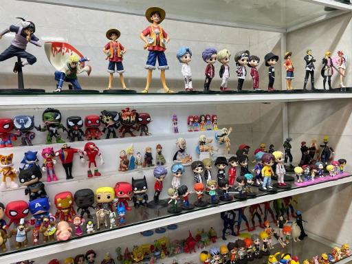 عکس بازار اسباب بازی صالح آباد