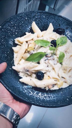 عکس پیتزا ژالینو