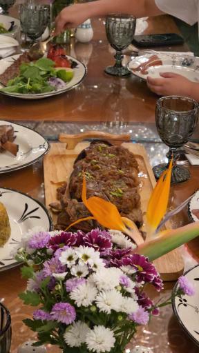 عکس رستوران مونارچ