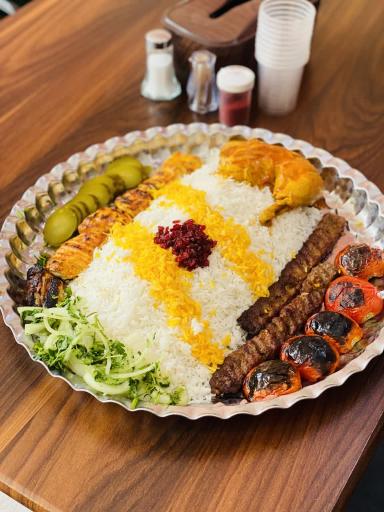 عکس رستوران و کترینگ اوستا چلو کبابی